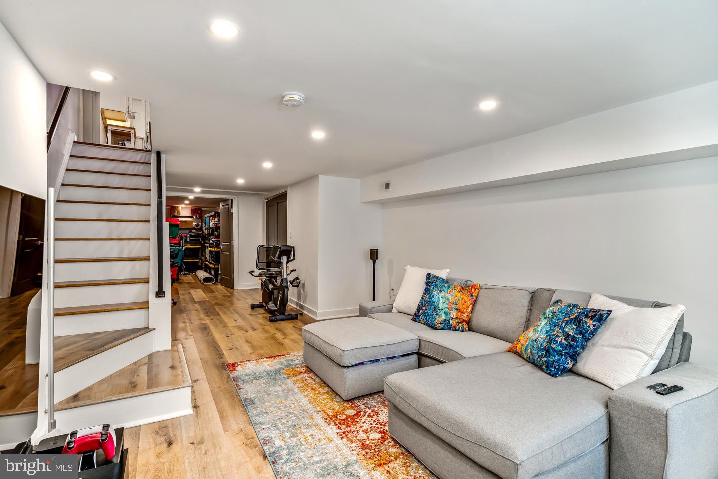 NEWBOLD - Residential