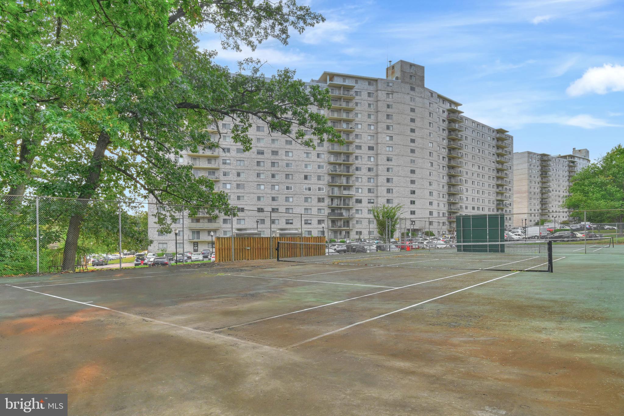 UNIVERSITY TOWERS CODM - Residential