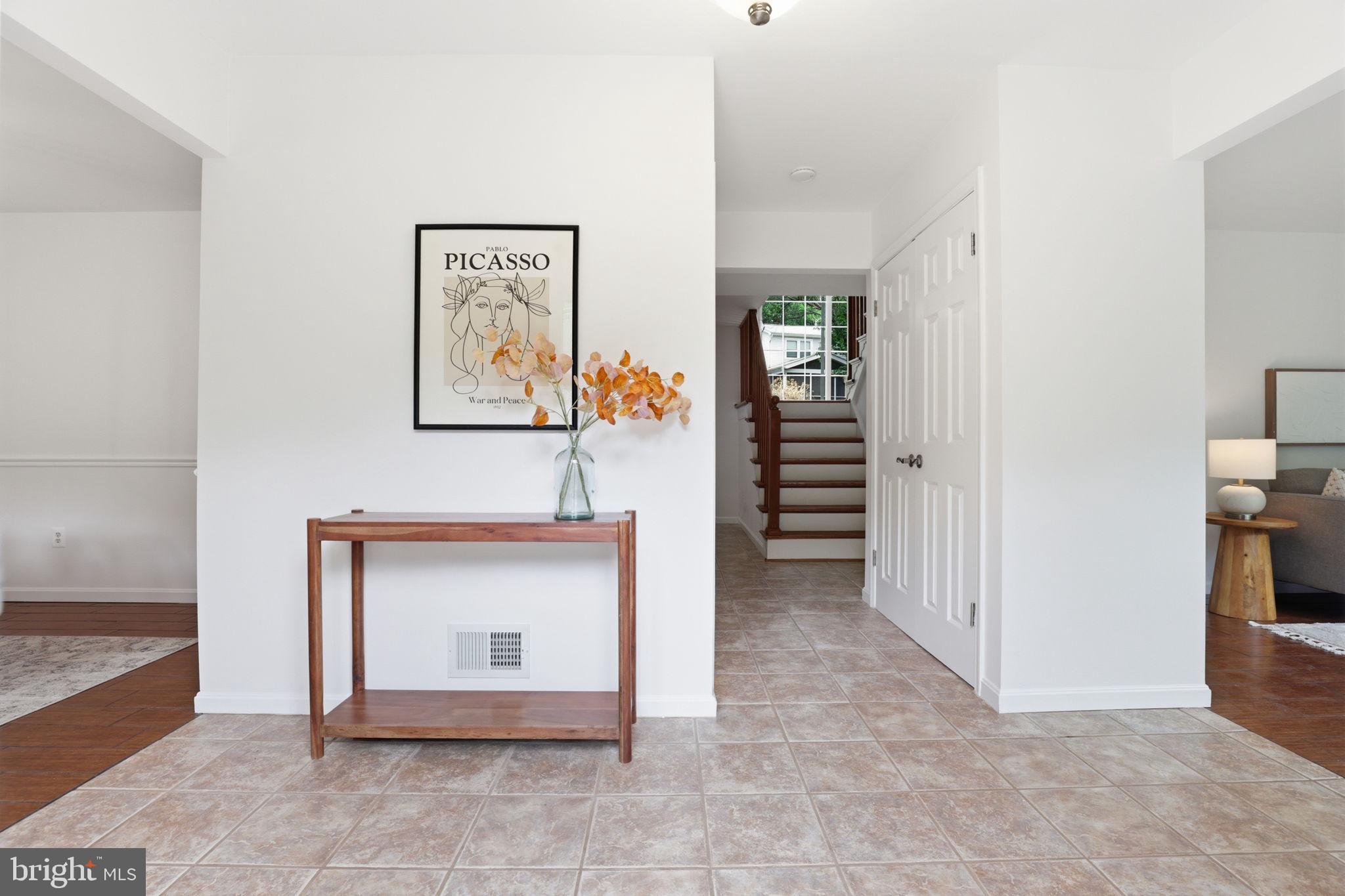 ORANGE HUNT ESTATES WEST - Residential