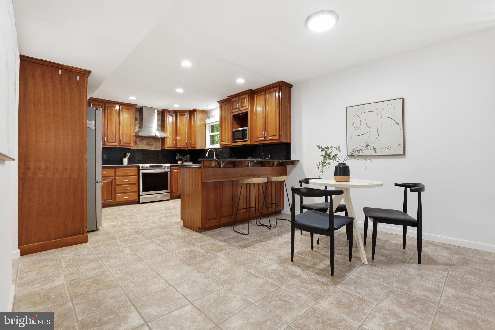 ORANGE HUNT ESTATES WEST - Residential
