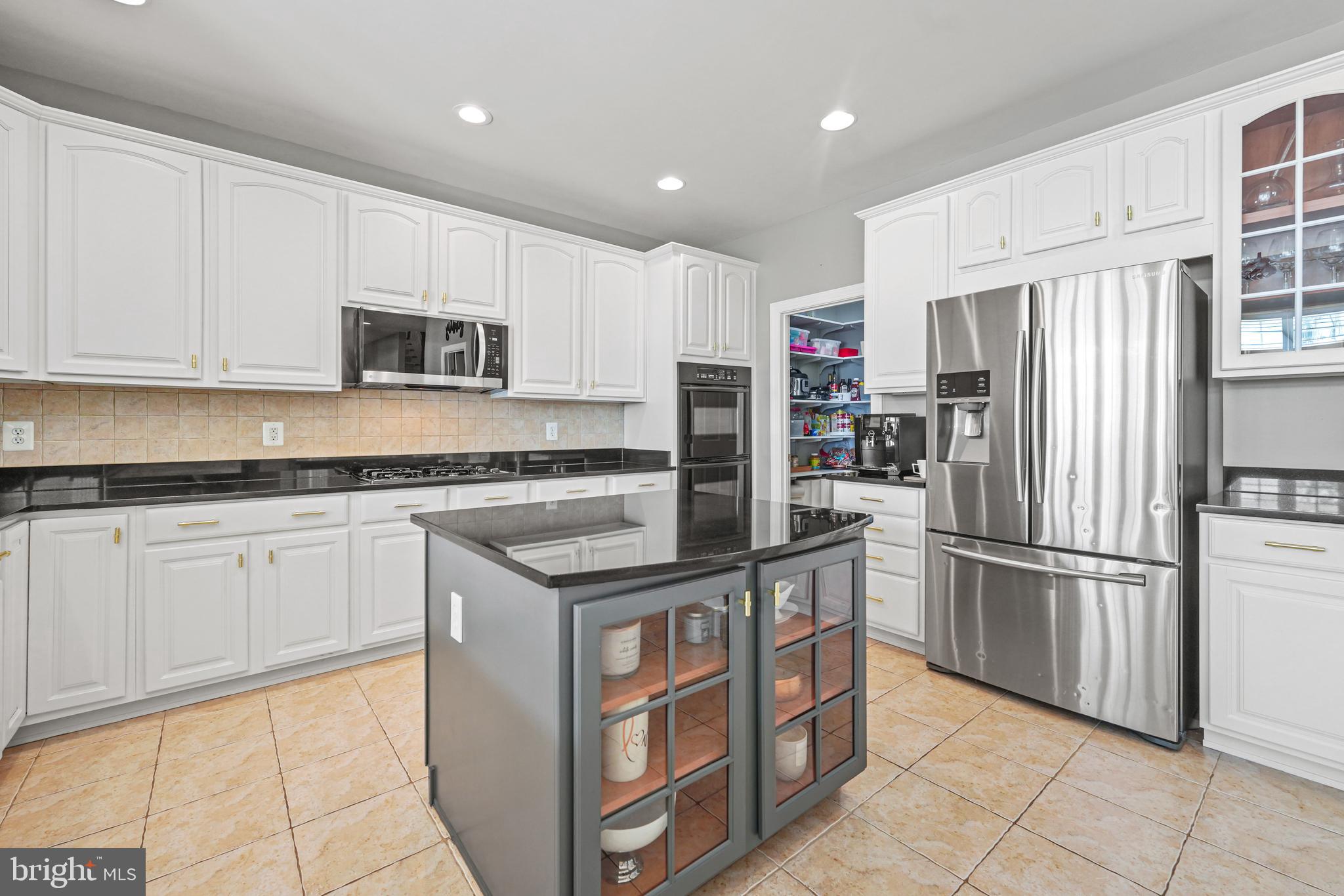 LANSDOWNE ON THE POTOMAC - Residential