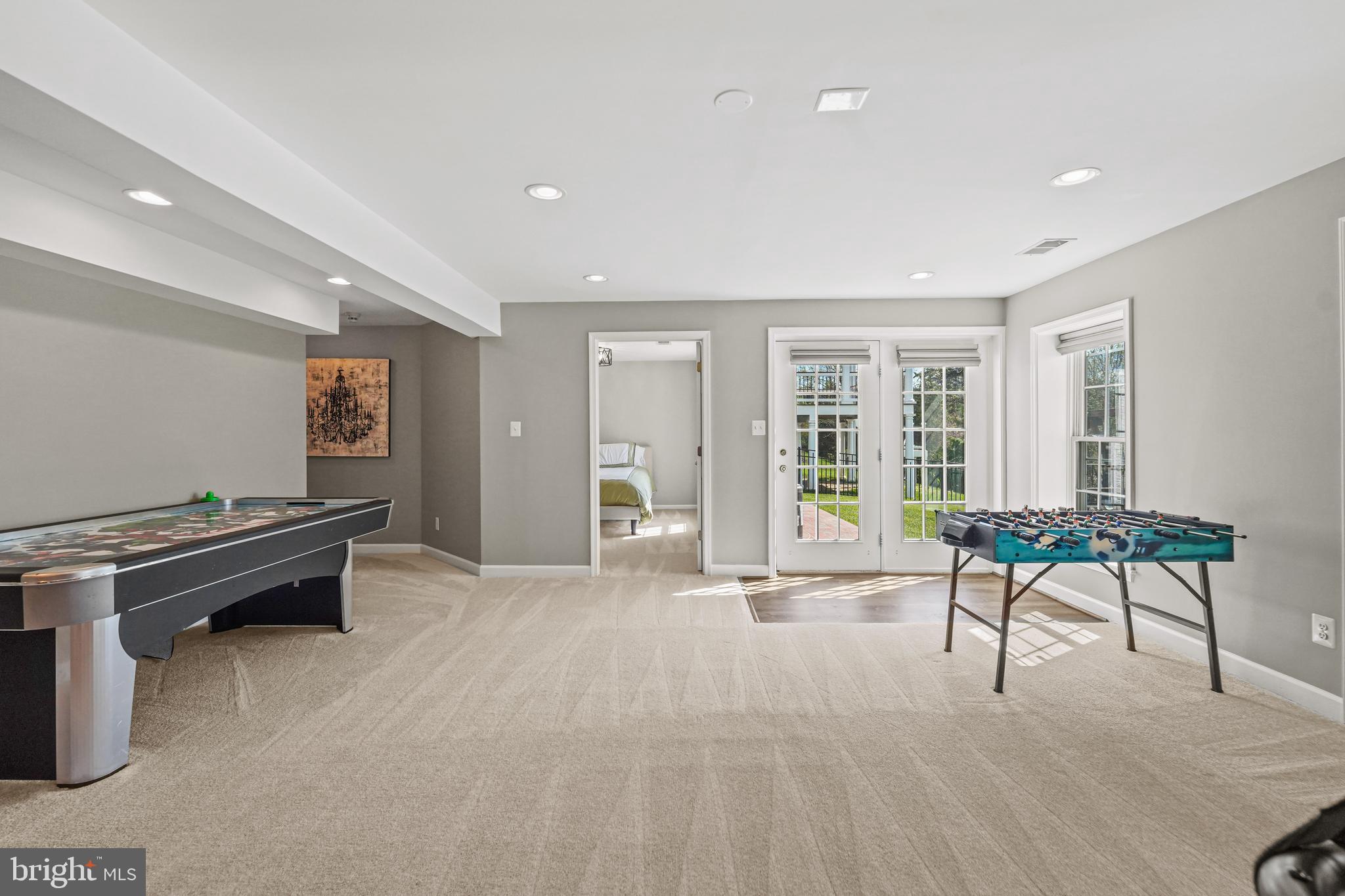 LANSDOWNE ON THE POTOMAC - Residential