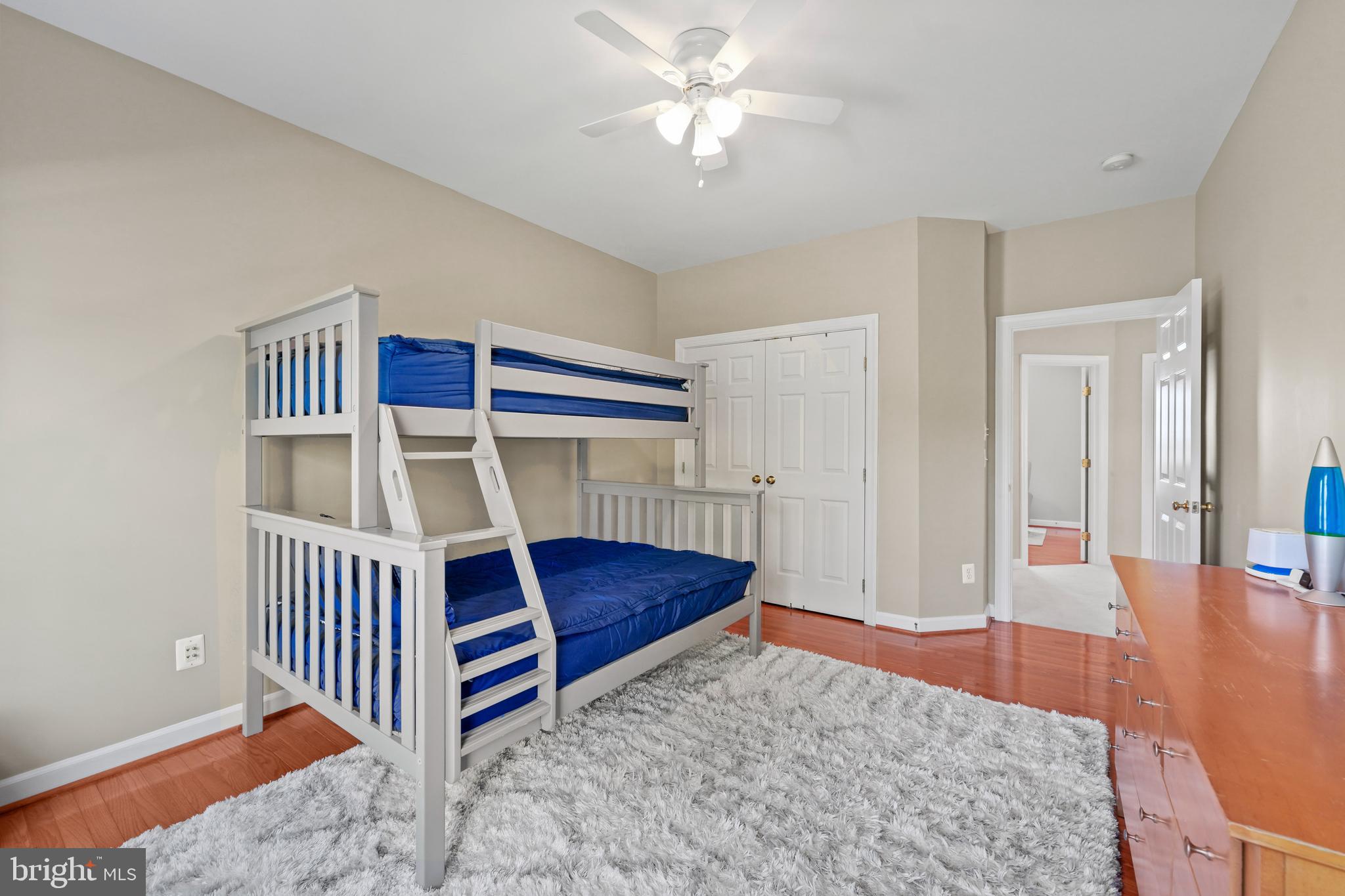 LANSDOWNE ON THE POTOMAC - Residential