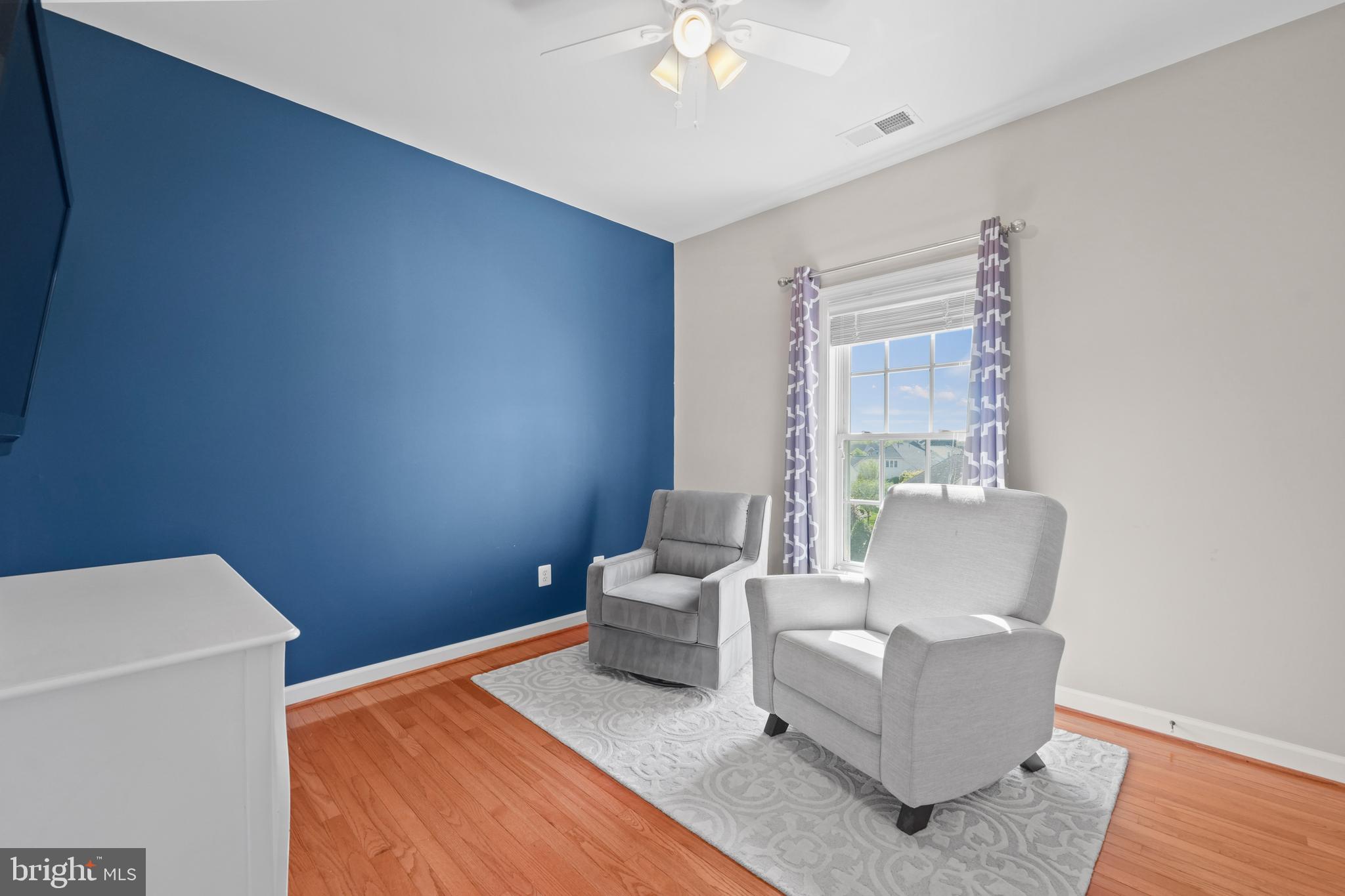 LANSDOWNE ON THE POTOMAC - Residential