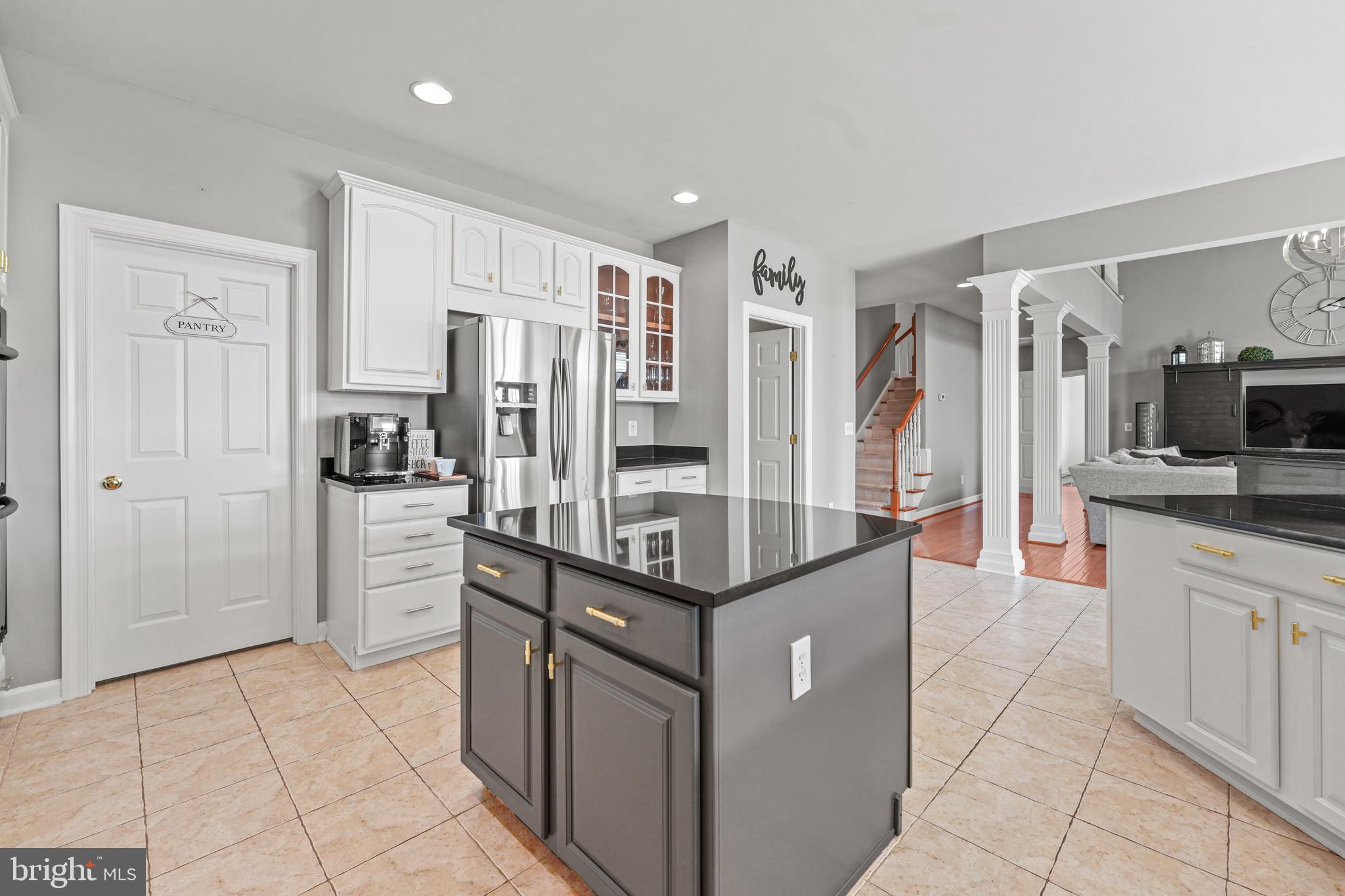 LANSDOWNE ON THE POTOMAC - Residential