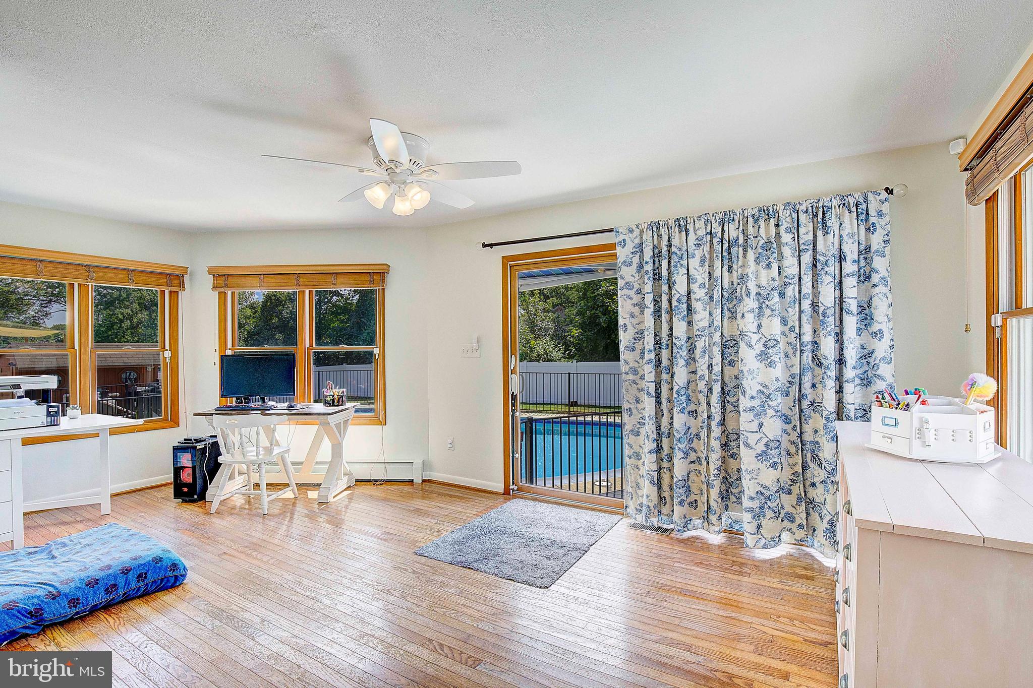 CEDARHURST - Residential