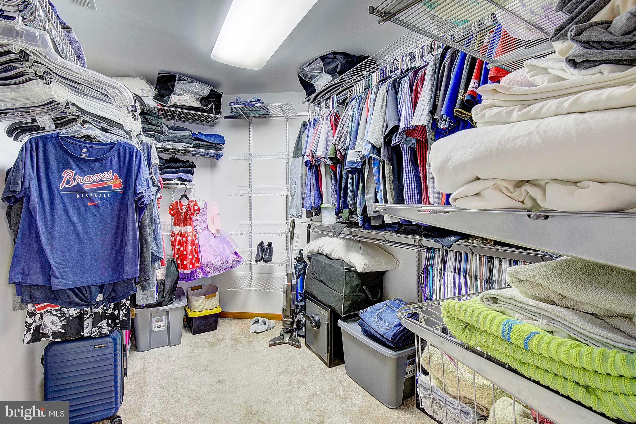 CEDARHURST - Residential