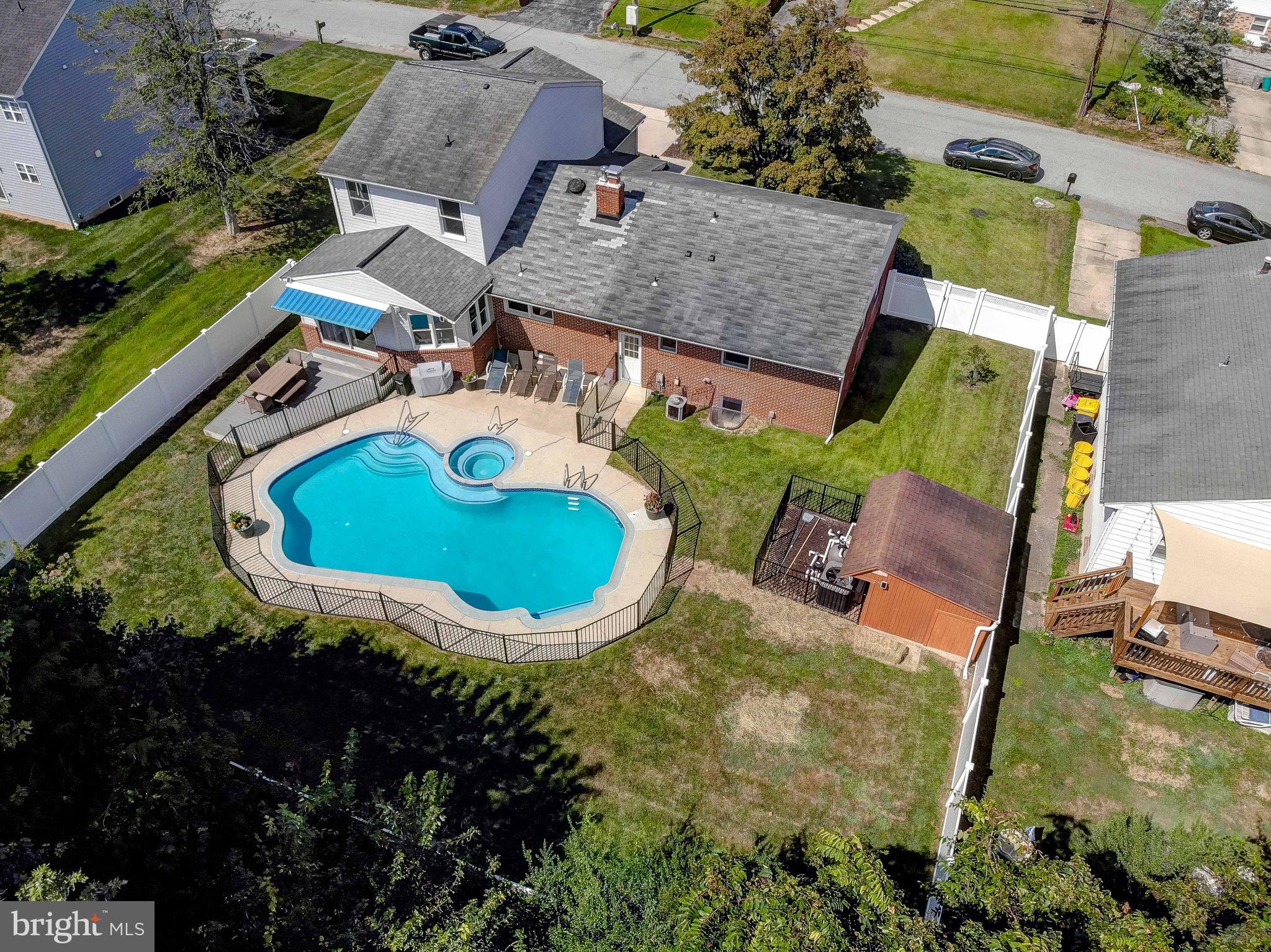 CEDARHURST - Residential