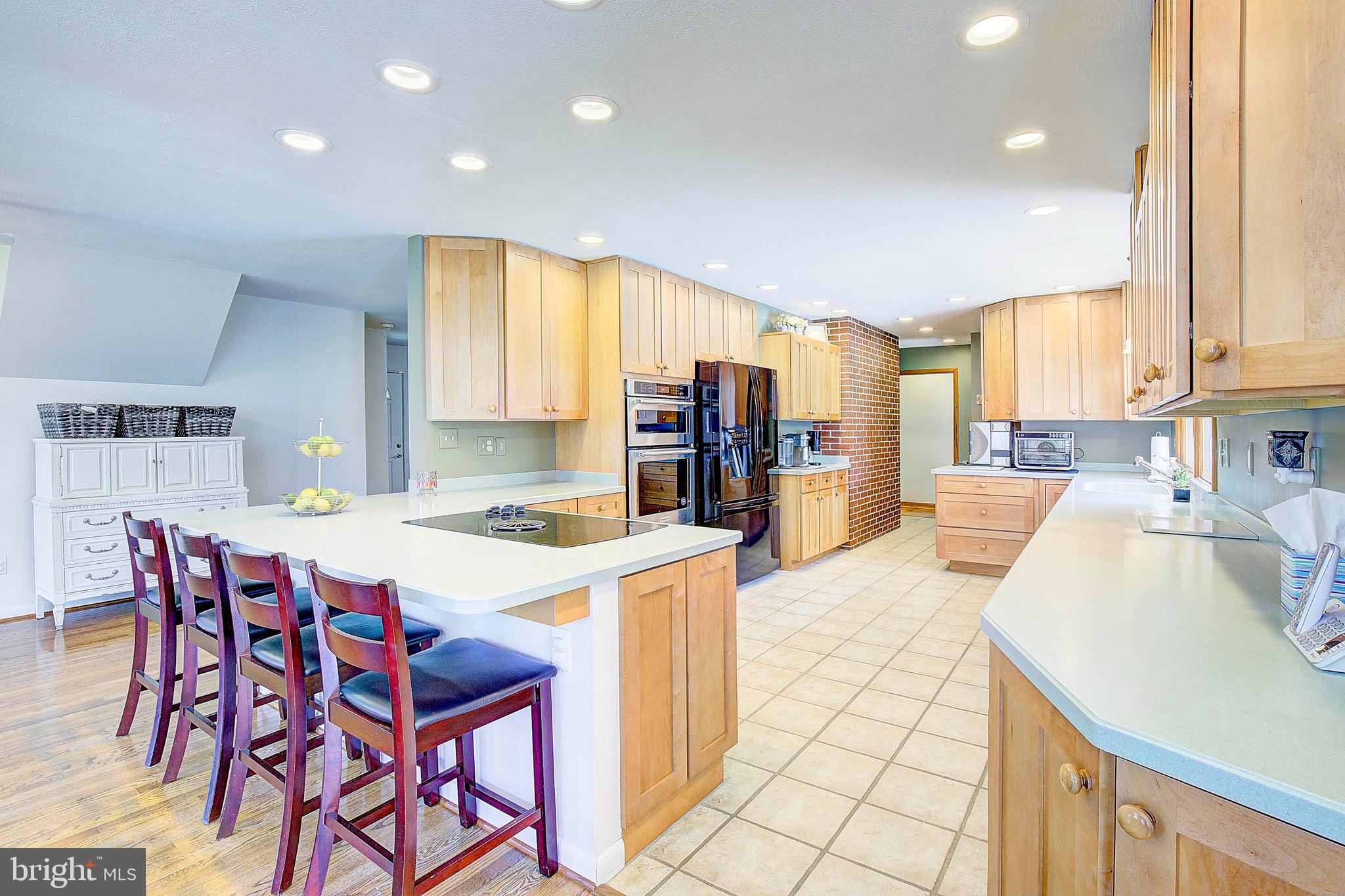 CEDARHURST - Residential