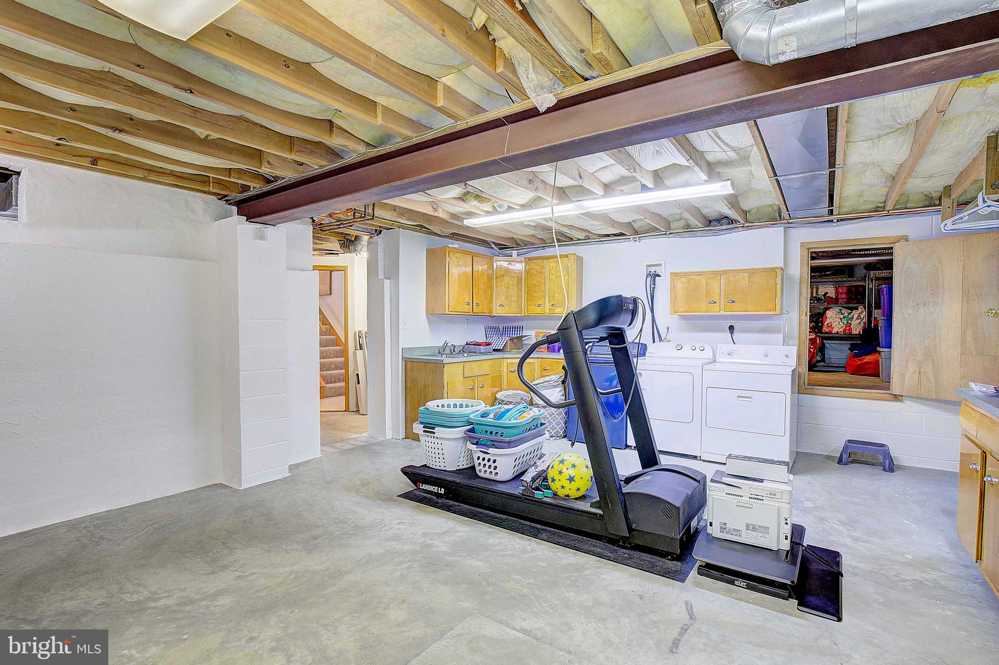 CEDARHURST - Residential