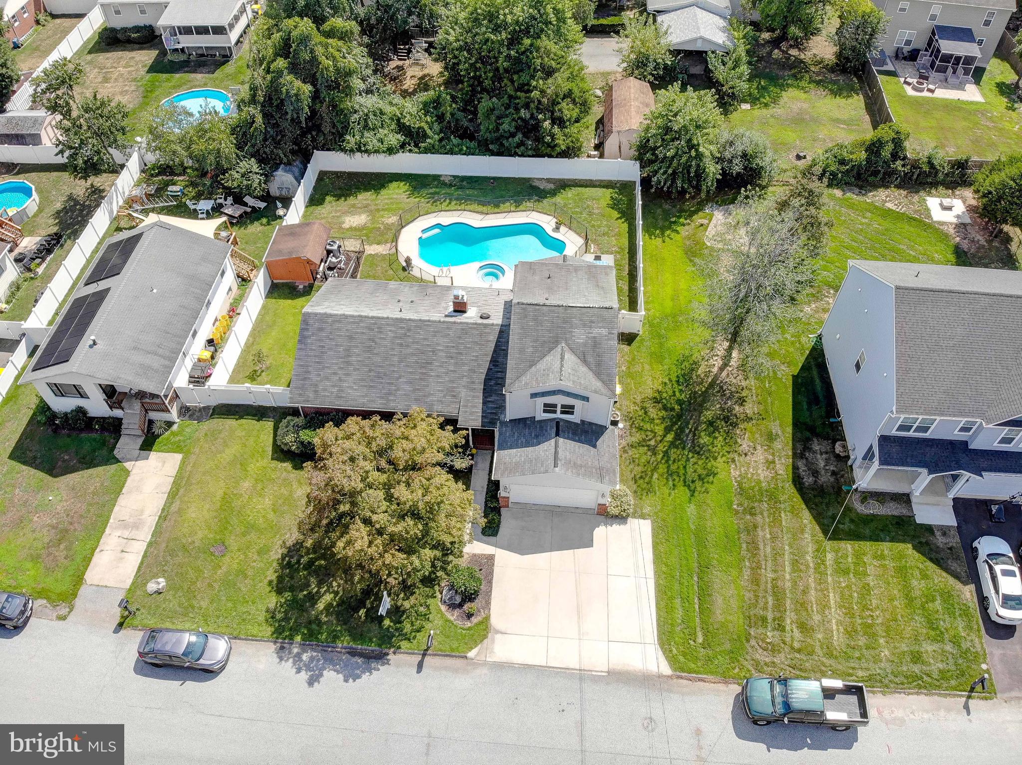 CEDARHURST - Residential