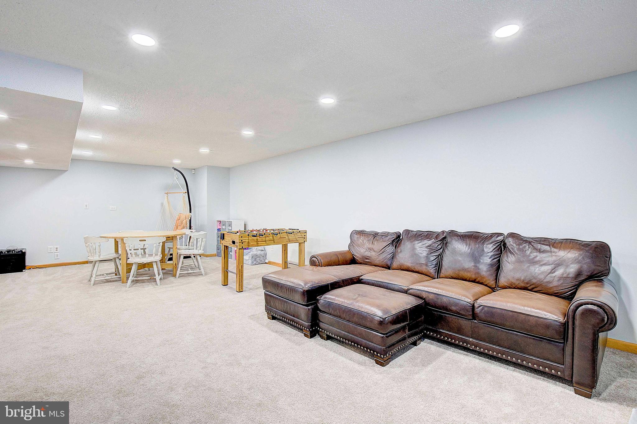 CEDARHURST - Residential