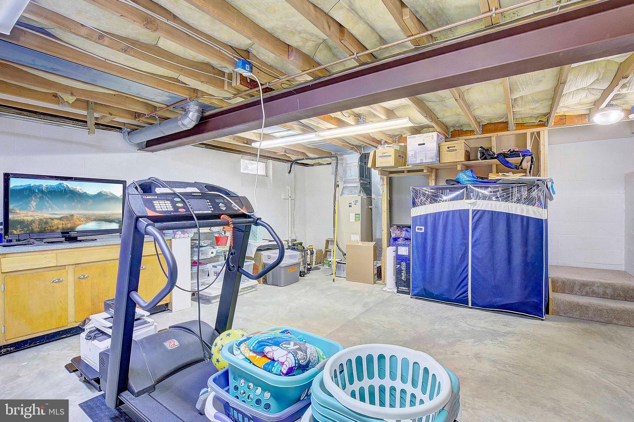 CEDARHURST - Residential