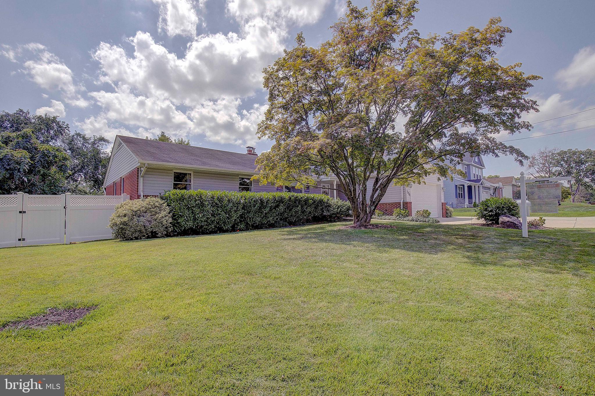 CEDARHURST - Residential