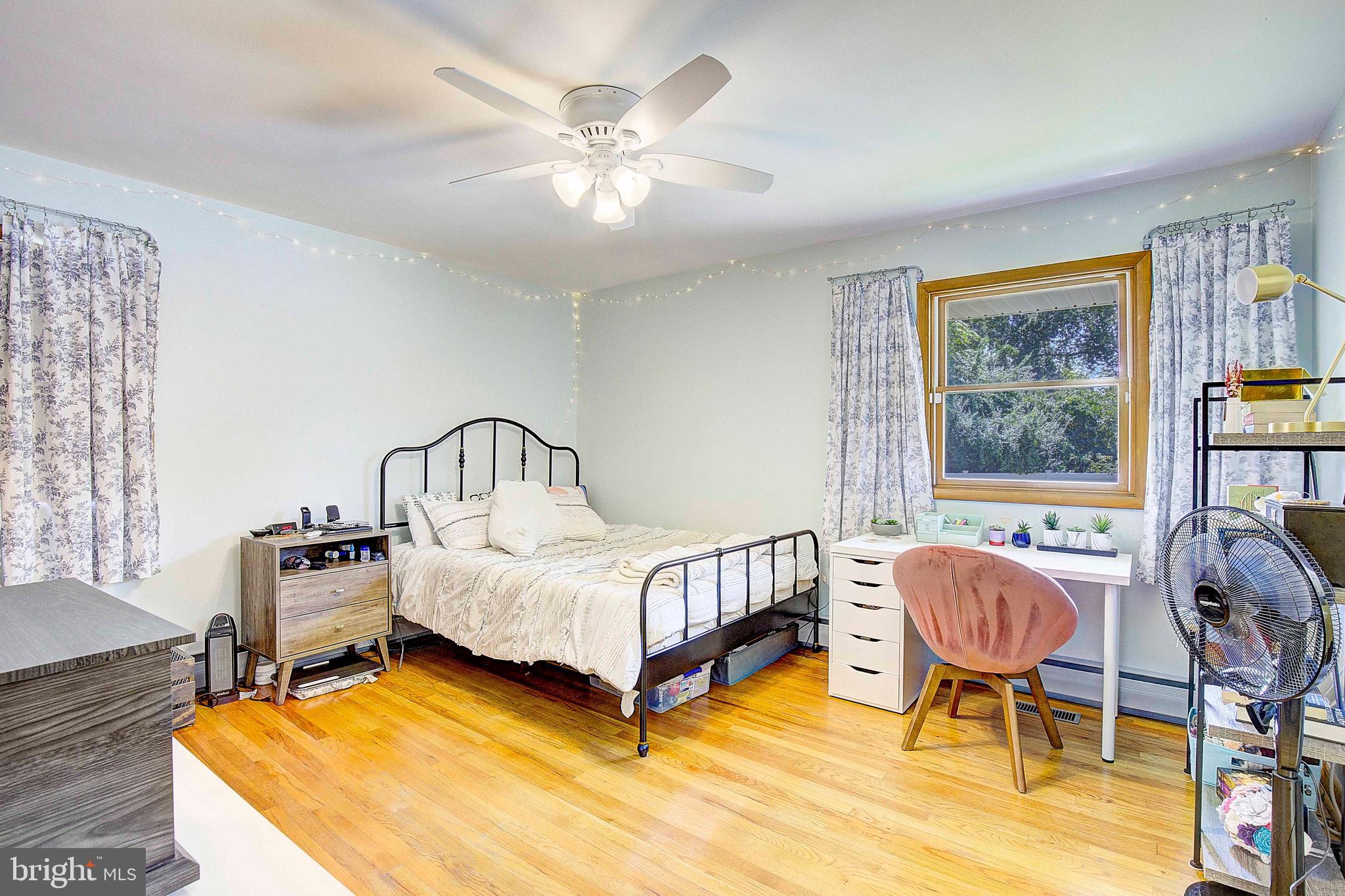 CEDARHURST - Residential