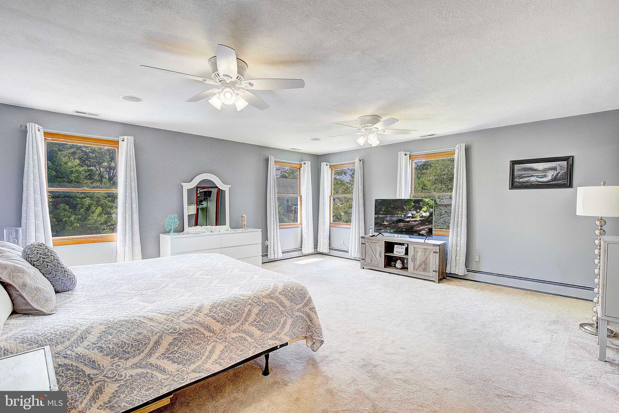 CEDARHURST - Residential