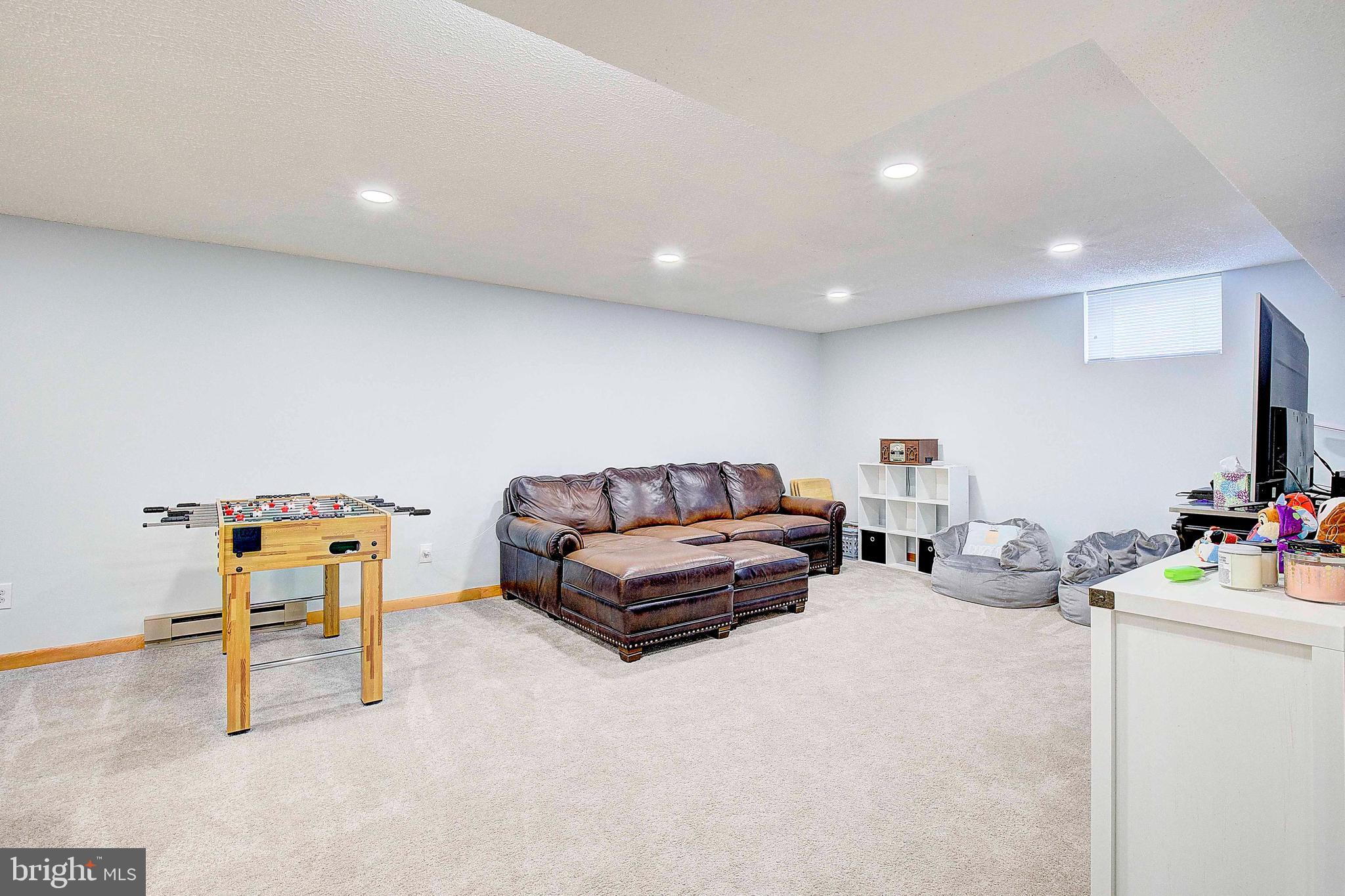 CEDARHURST - Residential