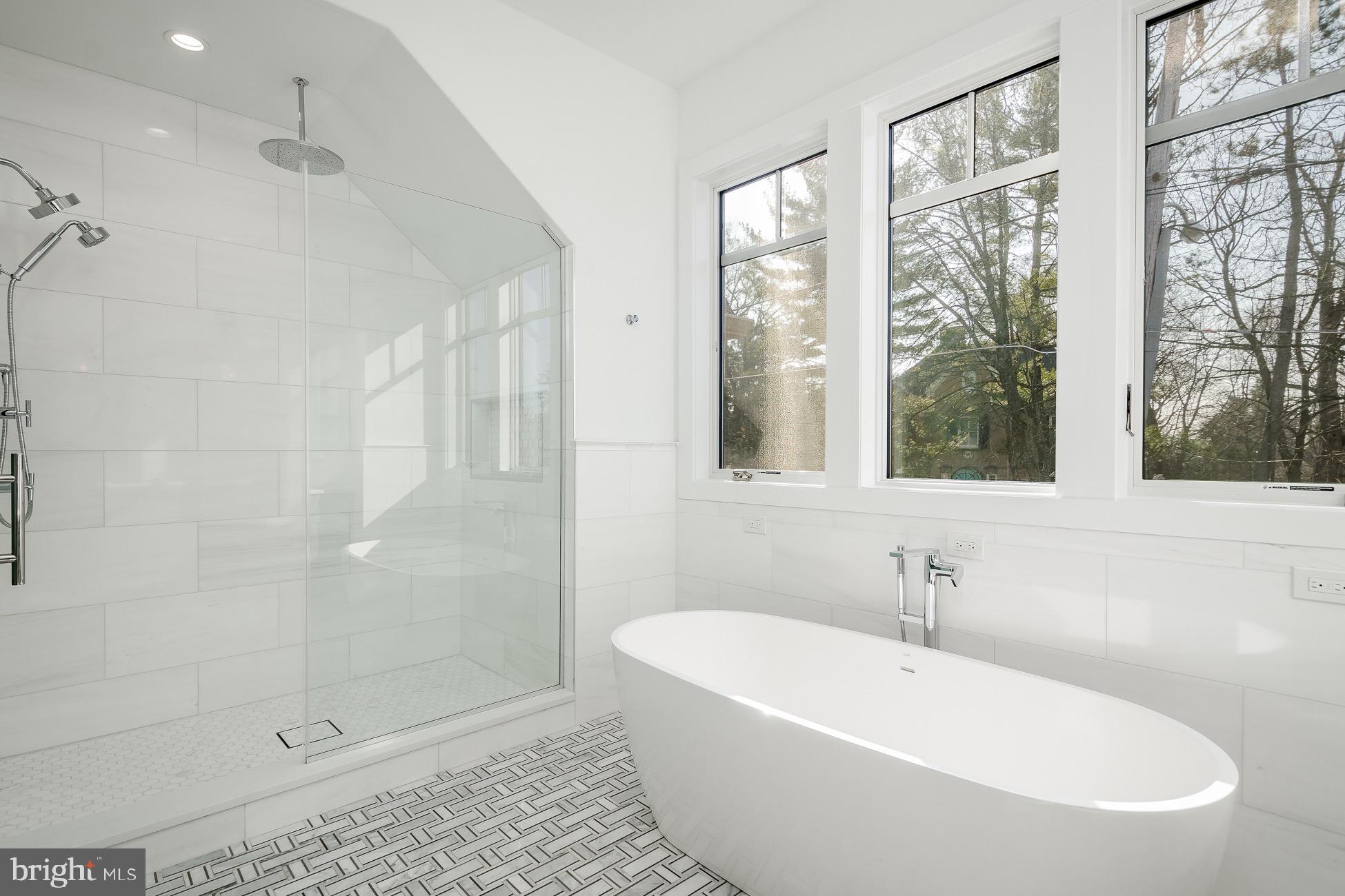 CHESTNUT HILL - Residential