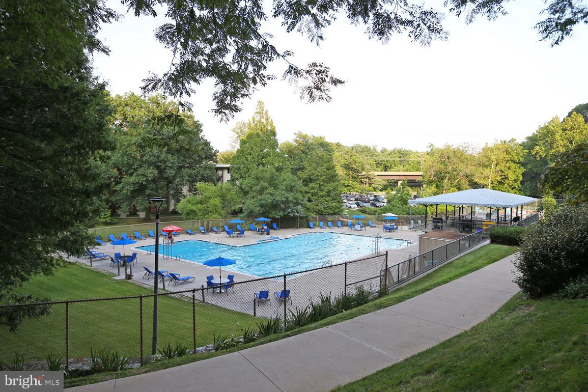 GROSVENOR PARK - Residential