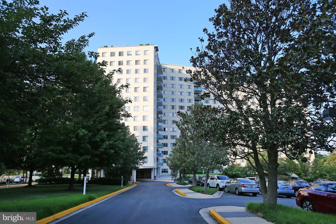 GROSVENOR PARK - Residential