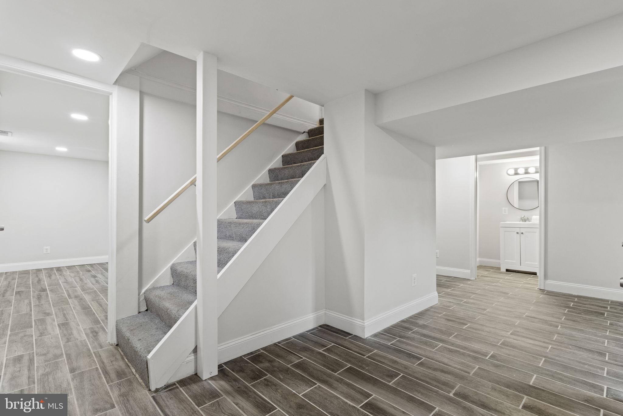 PARKVILLE - Residential