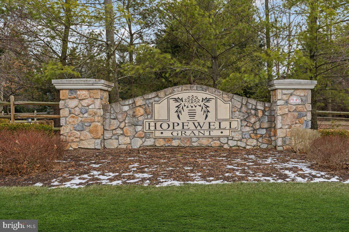 HOPEWELL GRANT - Residential