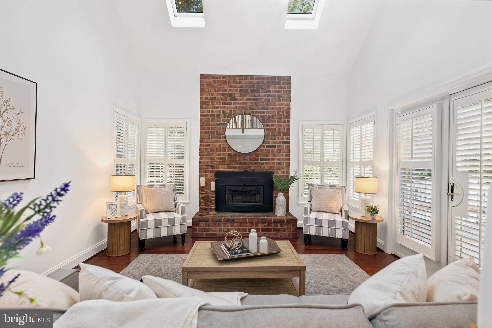 11610 SILVERMAPLE COURT