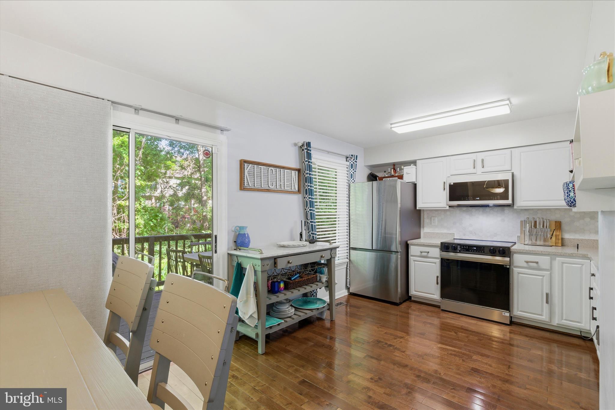 14229 OAKPOINTE DRIVE