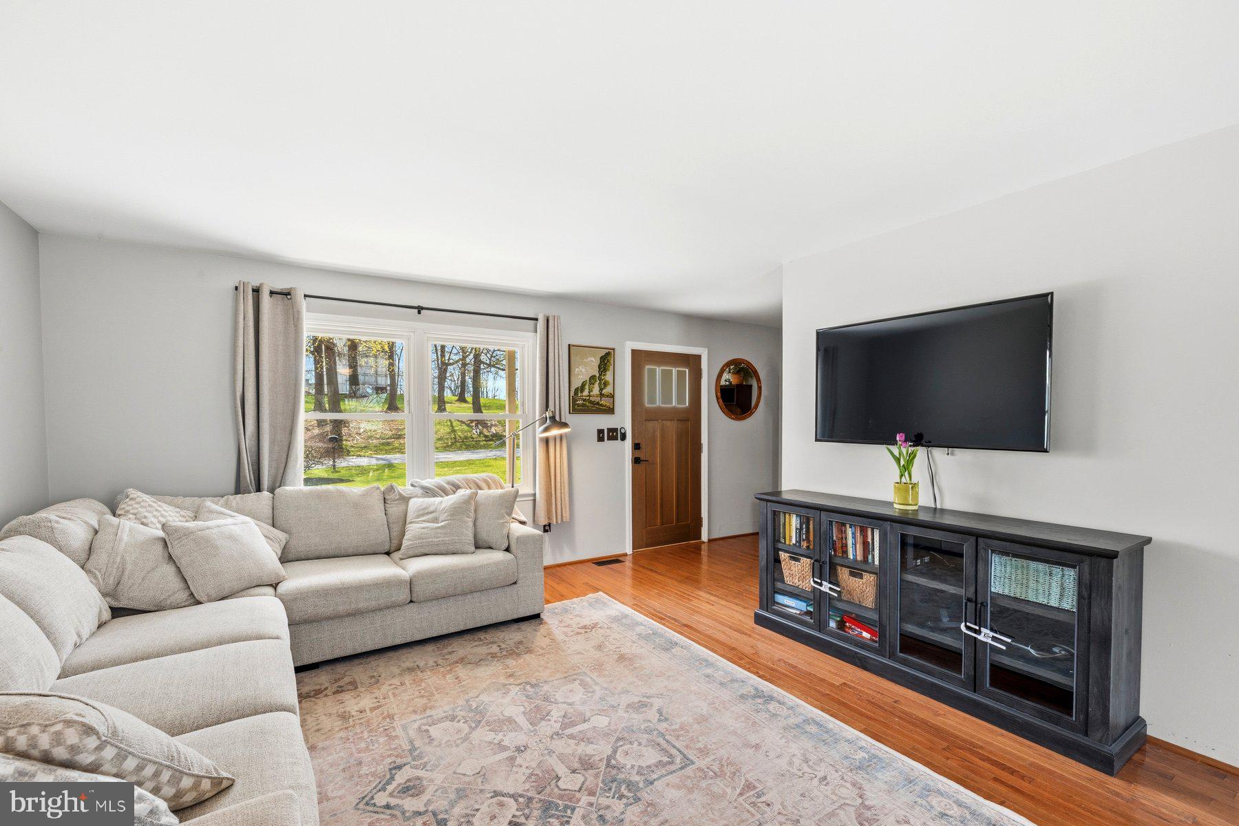 BELLEVUE HEIGHTS - Residential