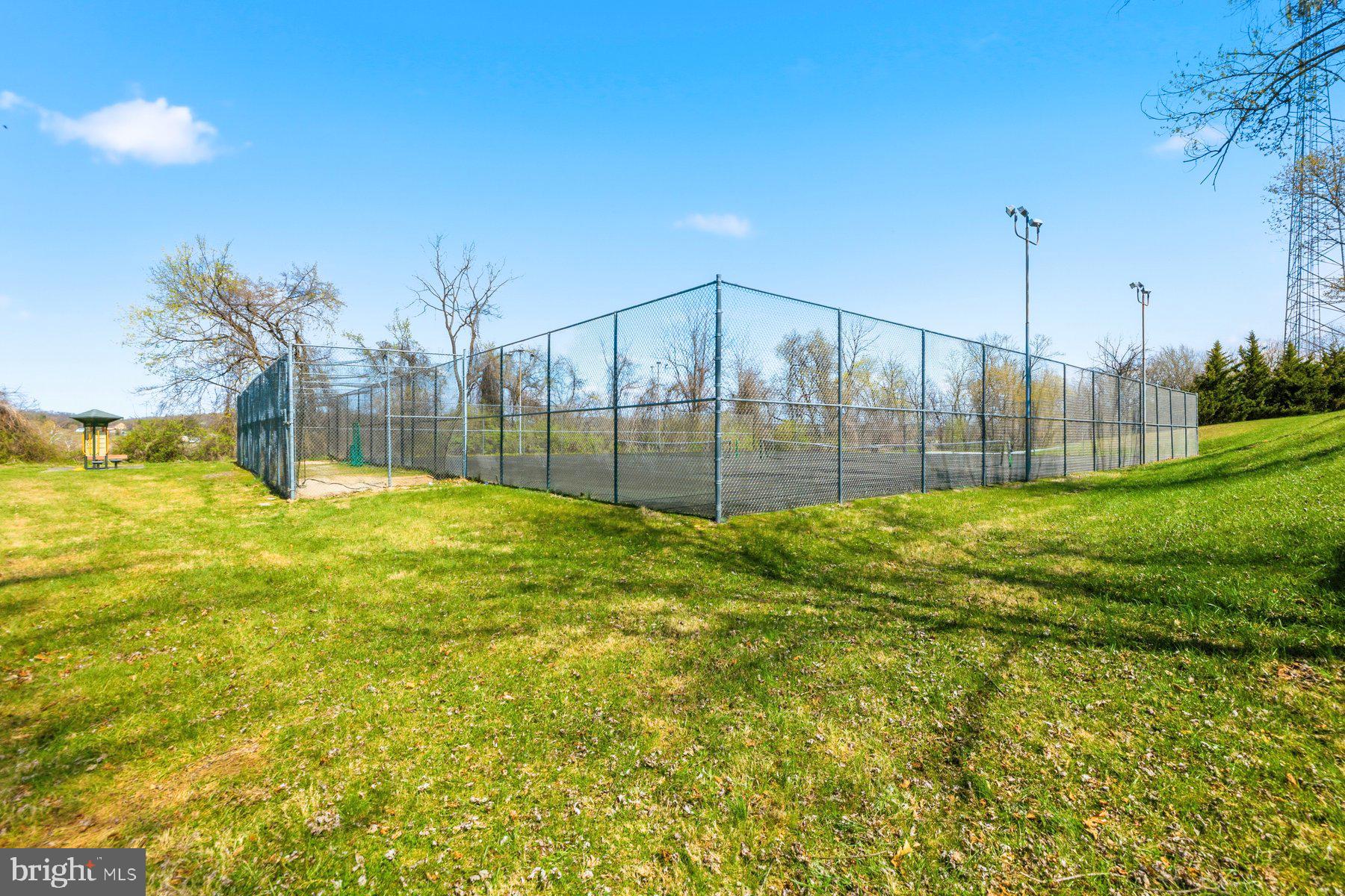 BELLEVUE HEIGHTS - Residential