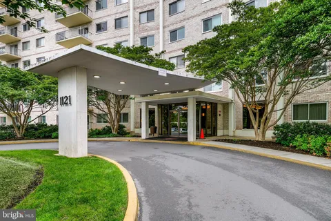 1121 University Boulevard W Unit 411-B, Silver Spring, MD MLS: MDMC2180378