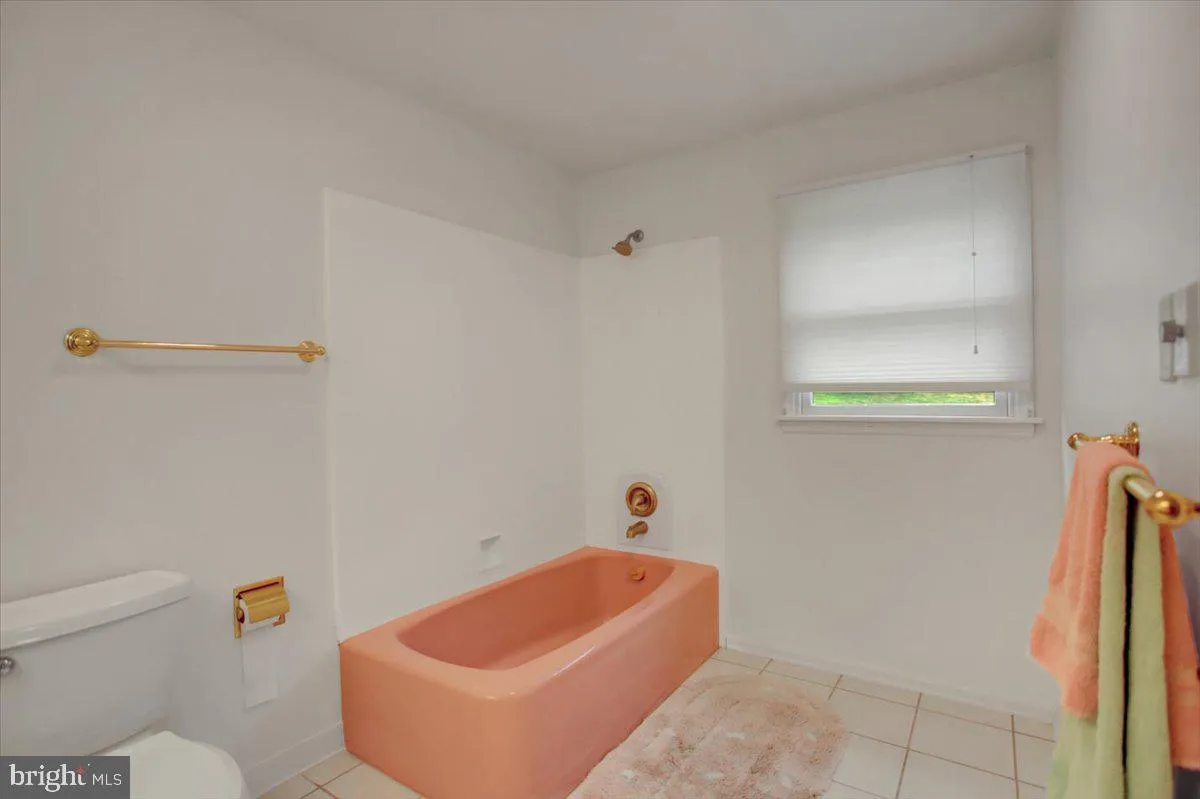 Chambersburg, Pennsylvania 17202, United States, 3 Bedrooms Bedrooms, ,3 BathroomsBathrooms,Residential,Active,190436