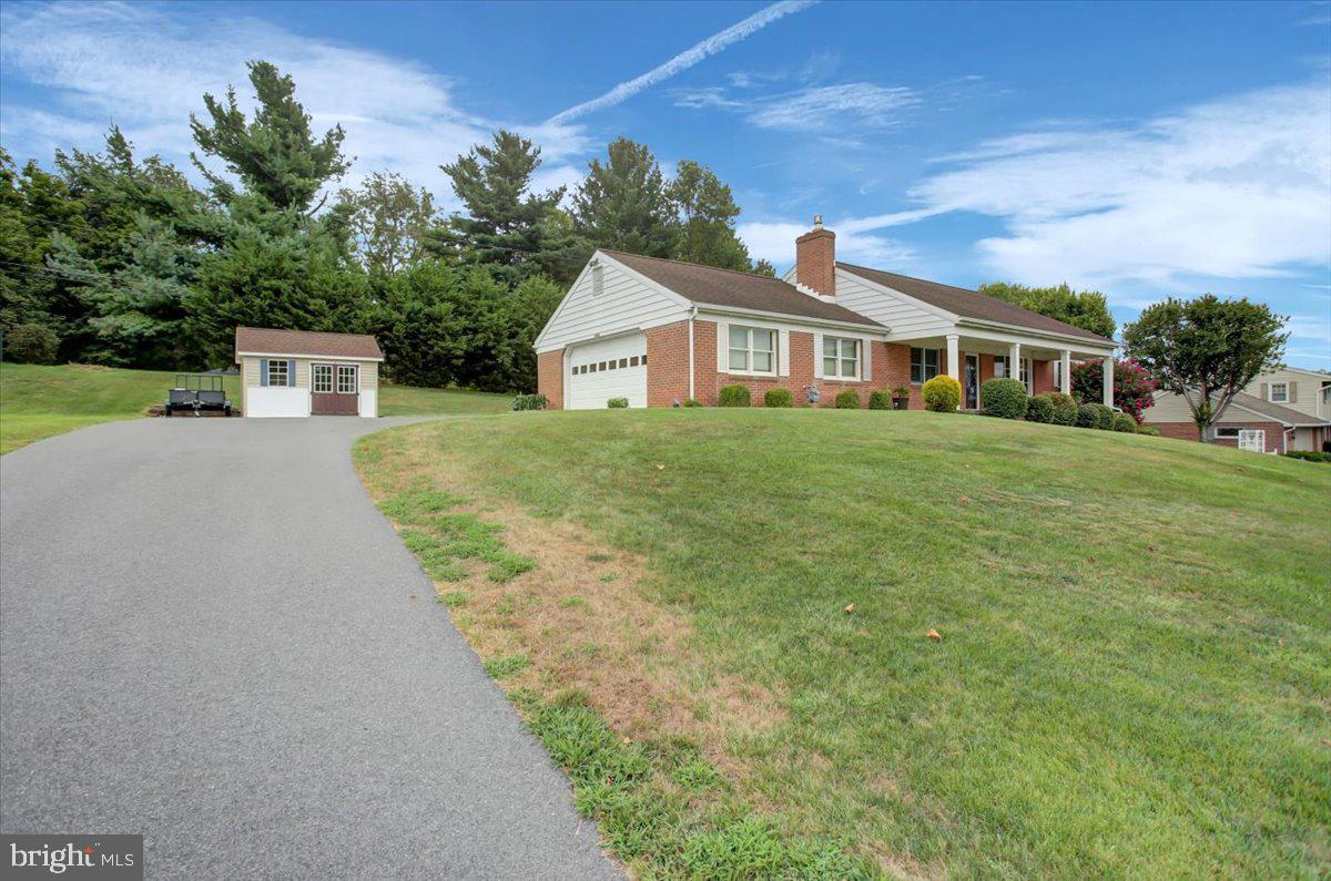 349 BRIAR LANE