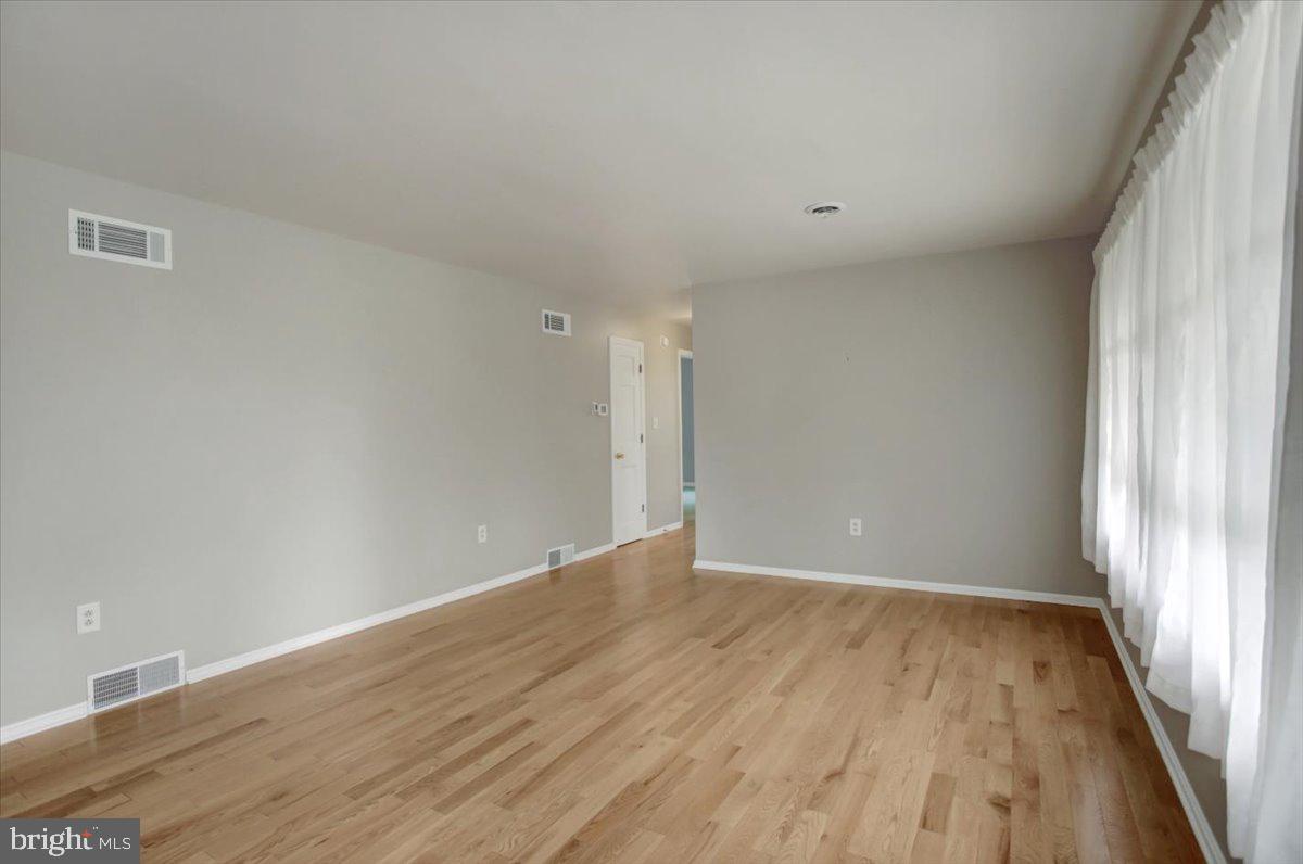 SOUTH GUILFORD - Residential