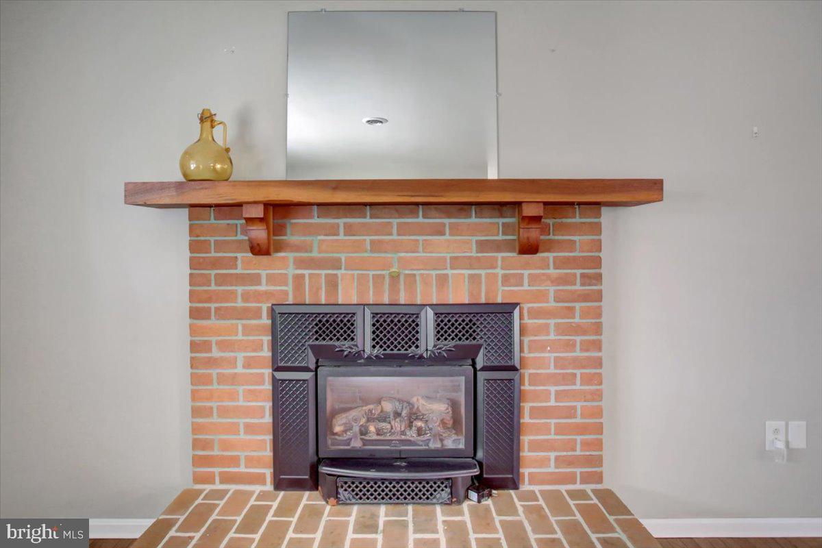 SOUTH GUILFORD - Residential