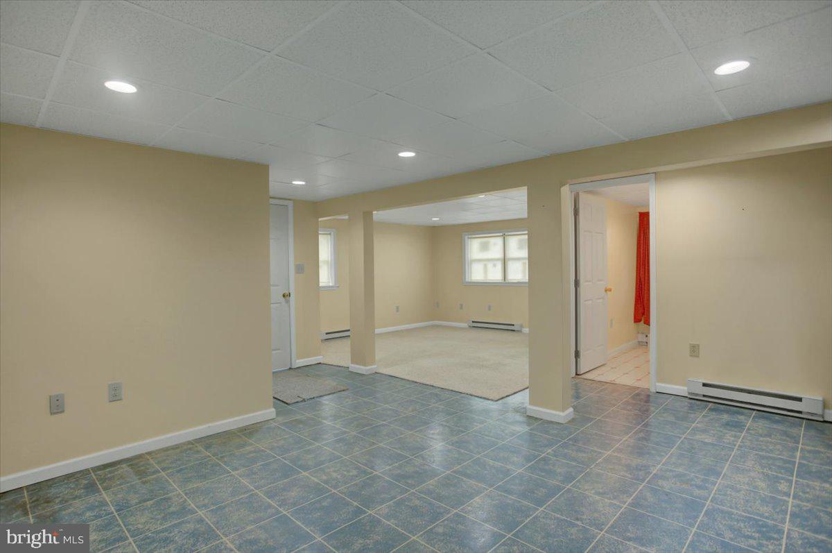 SOUTH GUILFORD - Residential