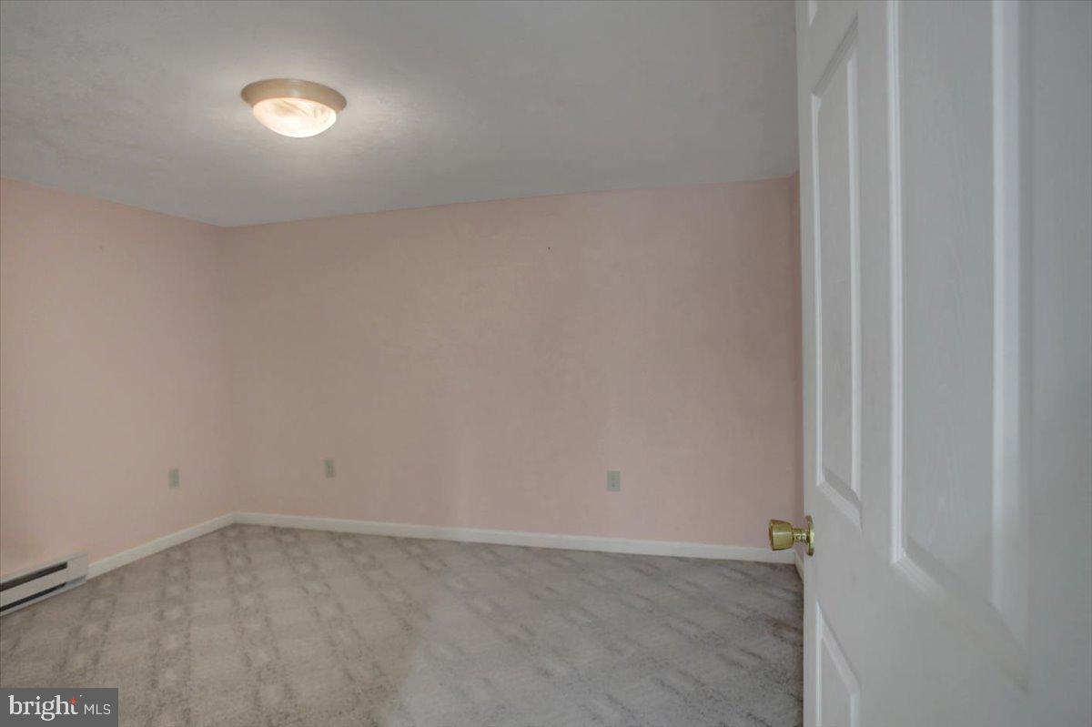 SOUTH GUILFORD - Residential