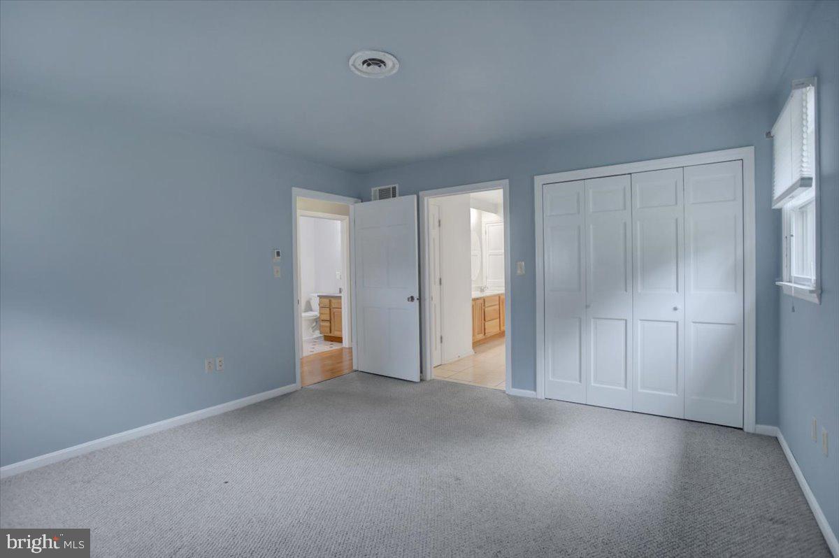 SOUTH GUILFORD - Residential