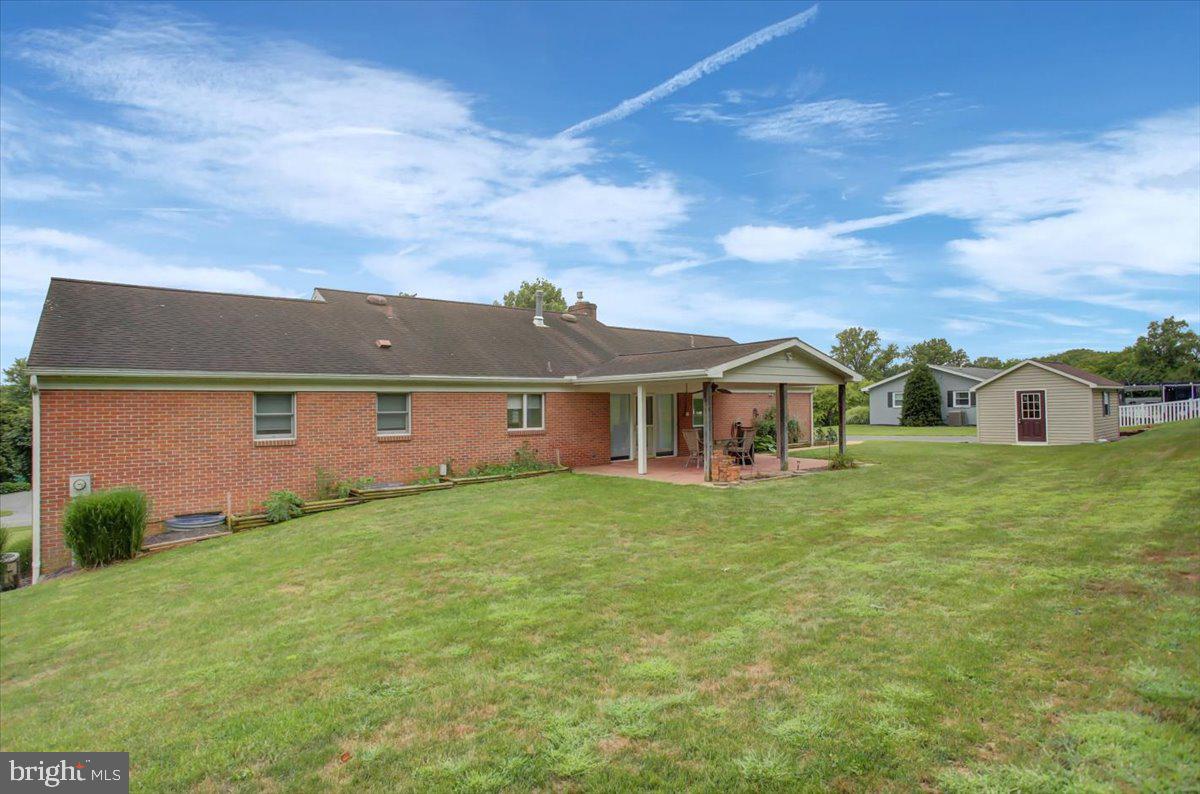 SOUTH GUILFORD - Residential