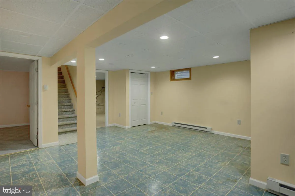 Chambersburg, Pennsylvania 17202, United States, 3 Bedrooms Bedrooms, ,3 BathroomsBathrooms,Residential,Active,190436