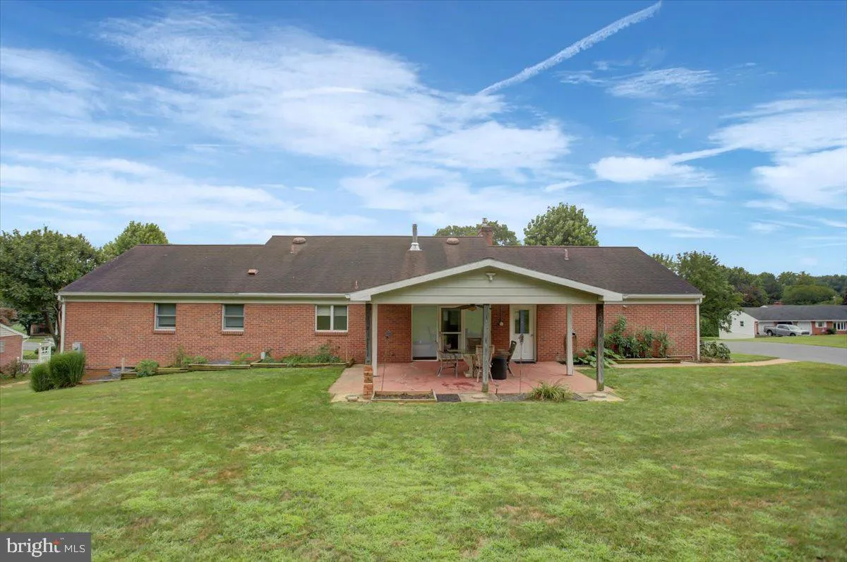 Chambersburg, Pennsylvania 17202, United States, 3 Bedrooms Bedrooms, ,3 BathroomsBathrooms,Residential,Active,190436