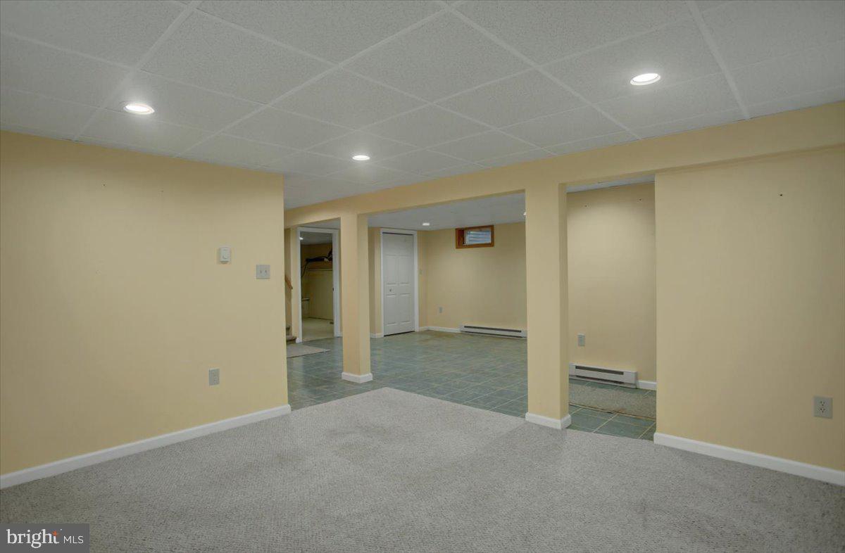 SOUTH GUILFORD - Residential