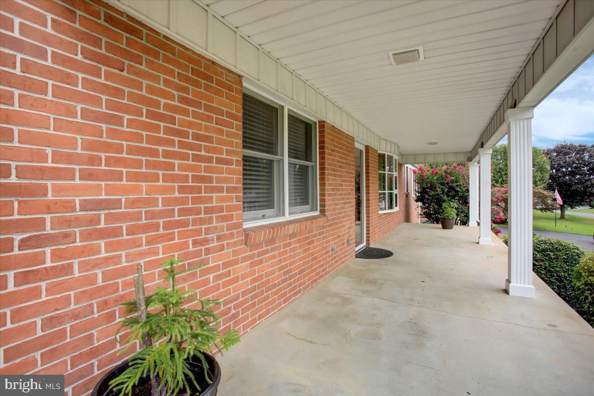 SOUTH GUILFORD - Residential