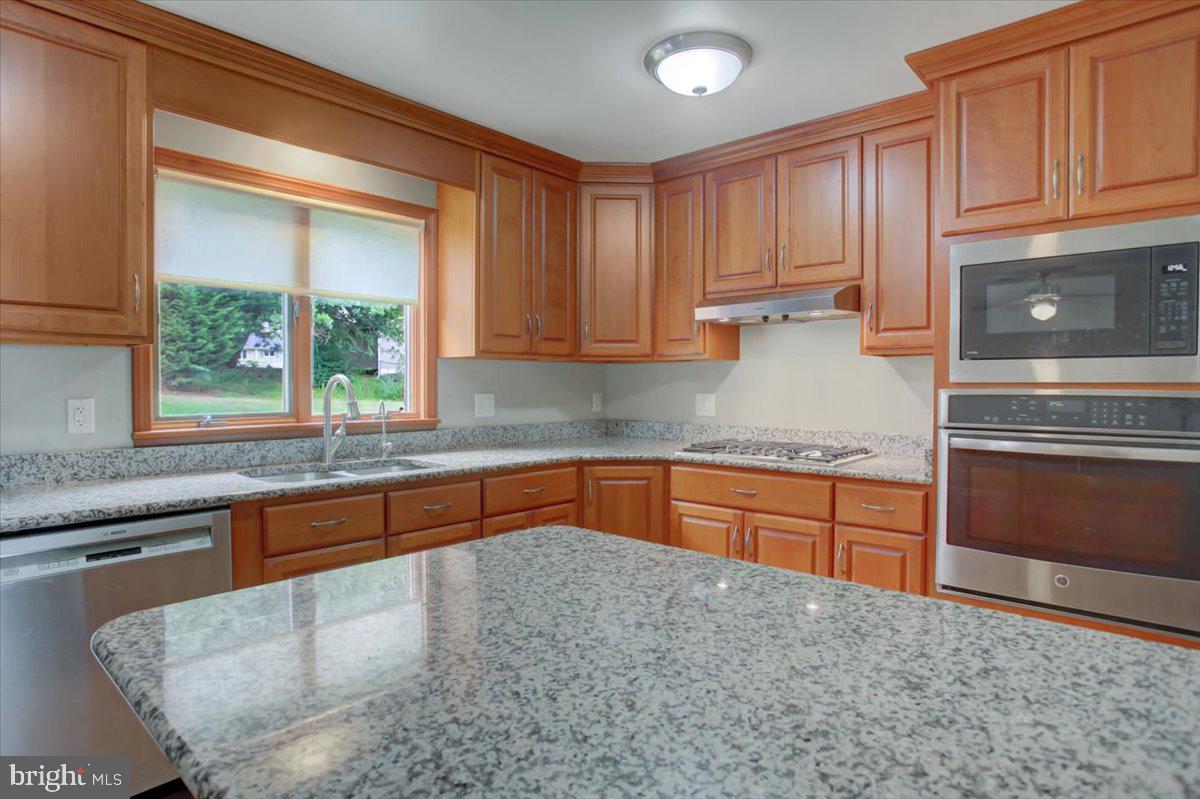 SOUTH GUILFORD - Residential