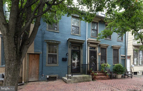 Townhouse For Sale - 1325 Green Street<br/> HARRISBURG, PA 17102