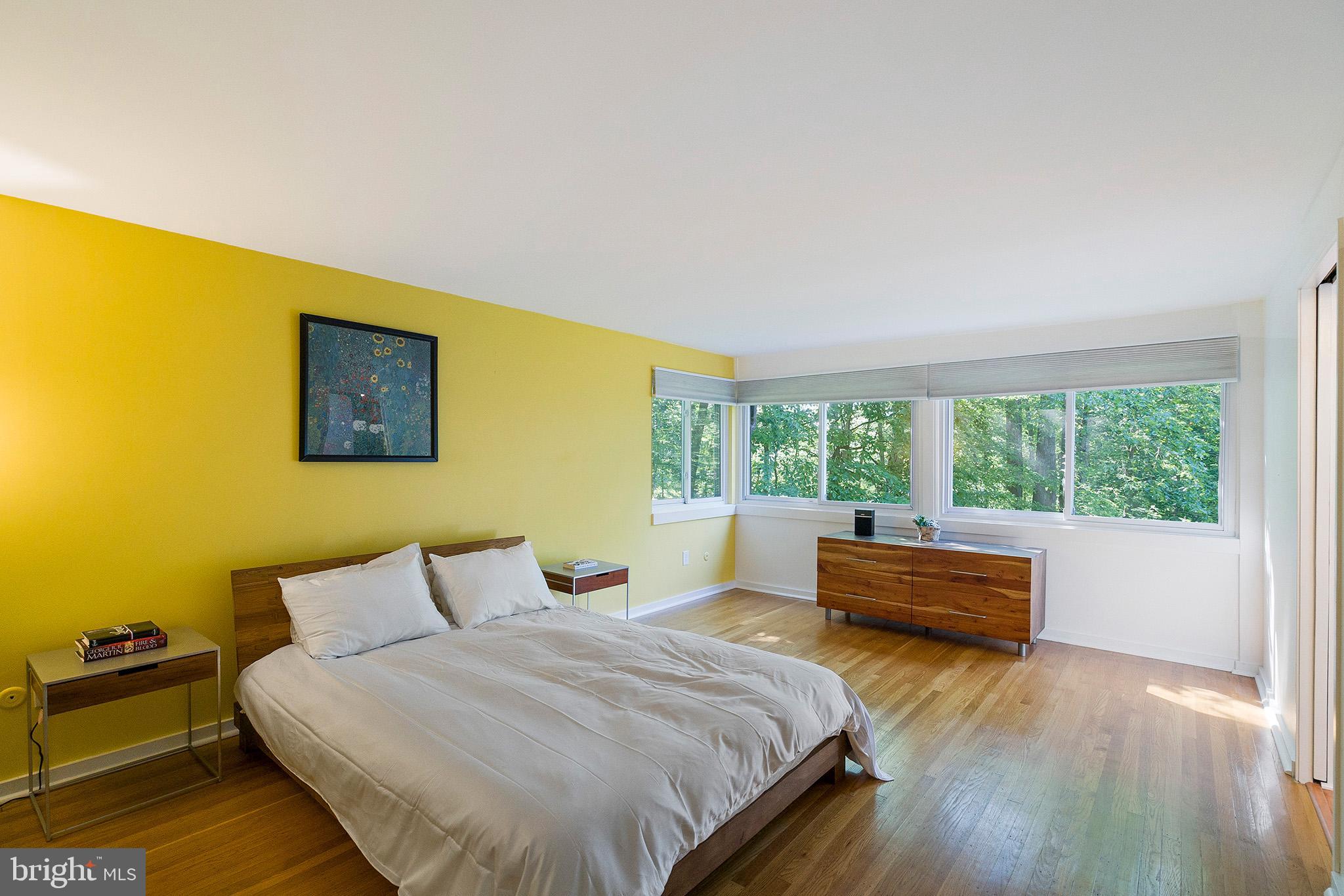 VALLEY FORGE MTN - Residential
