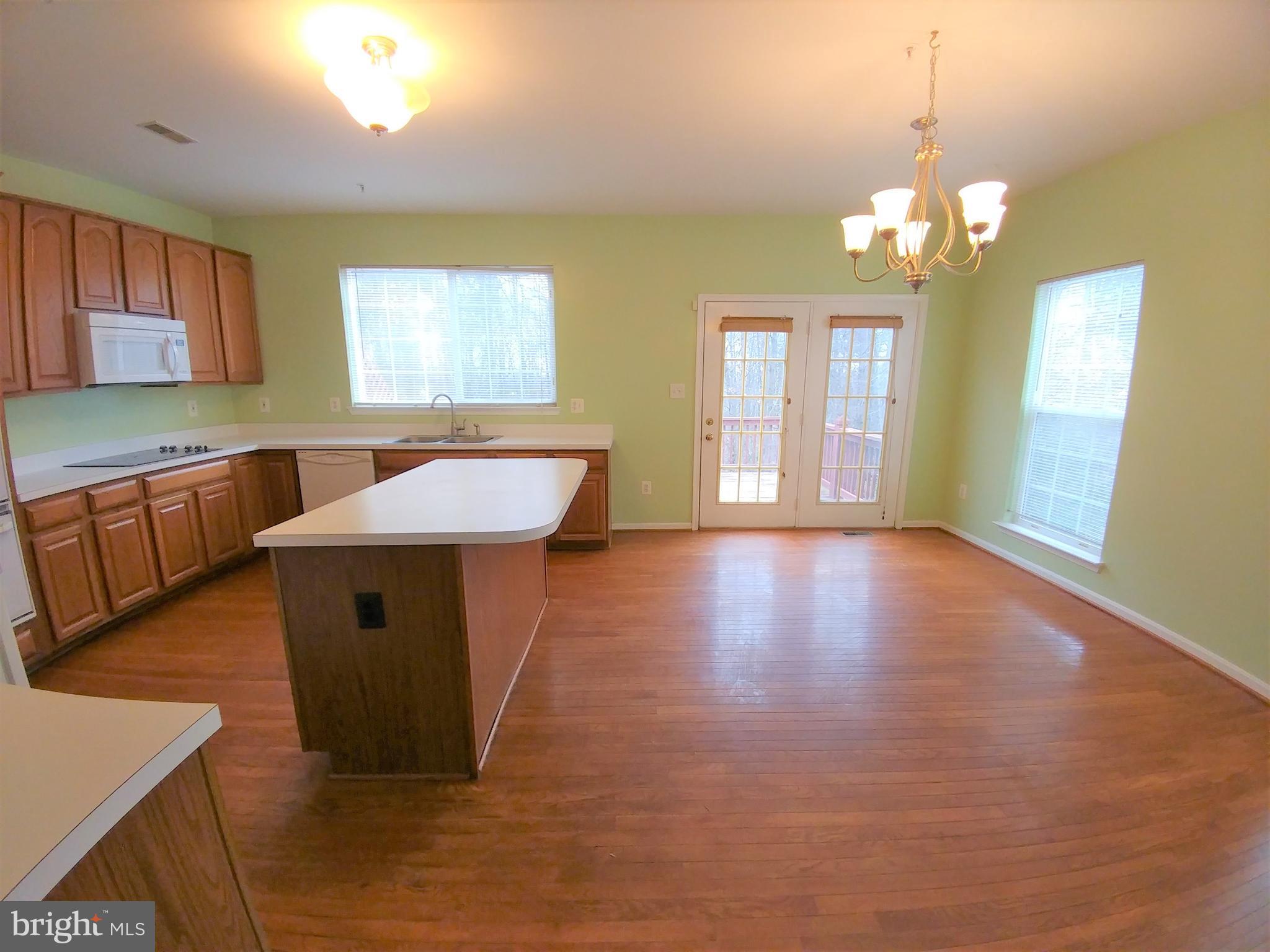 PINEY ORCHARD - Residential