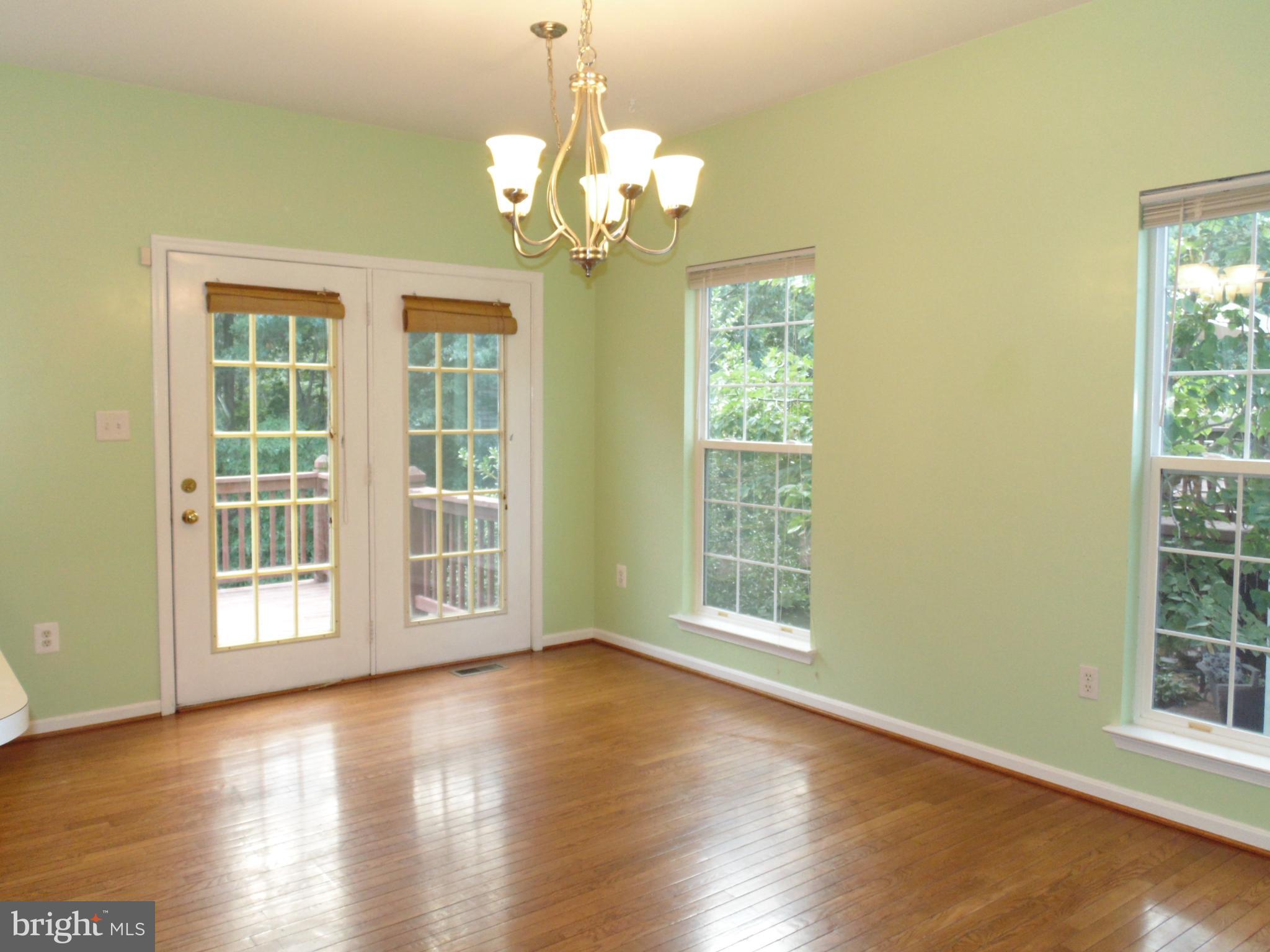 PINEY ORCHARD - Residential