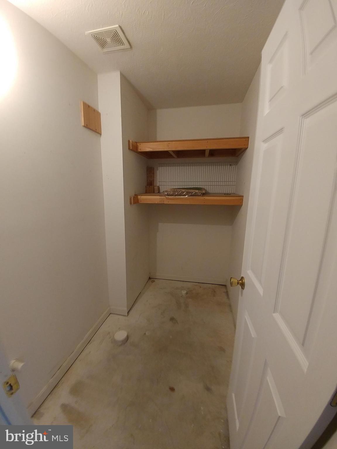 PINEY ORCHARD - Residential