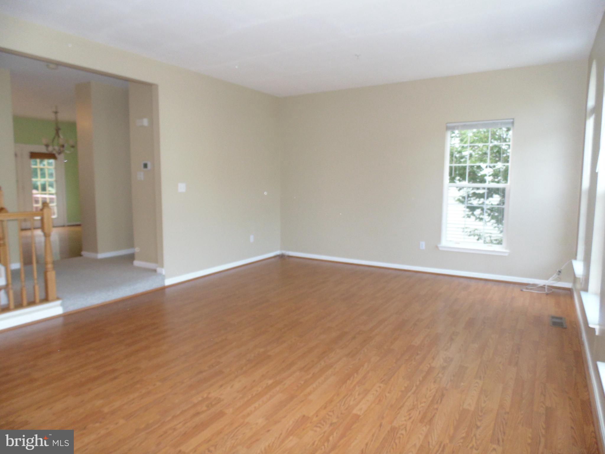 PINEY ORCHARD - Residential